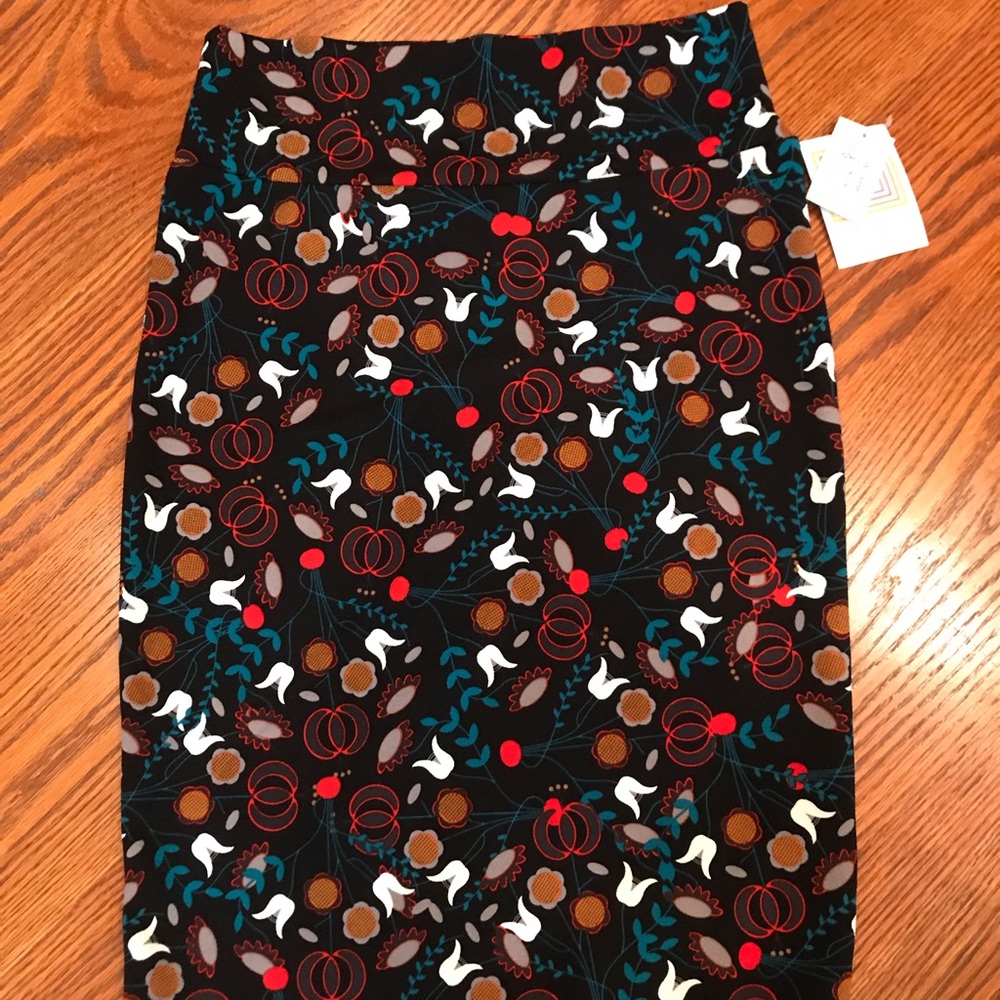 LulaRoe Cassie skirt